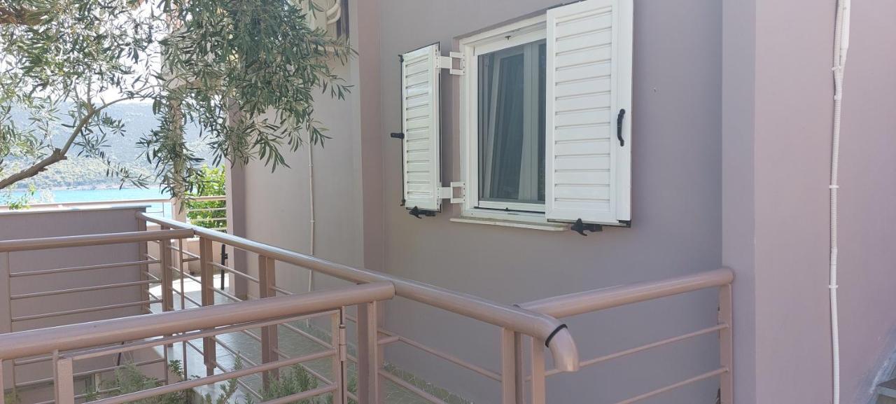Guesthouse Eirini Porto Germeno Ngoại thất bức ảnh